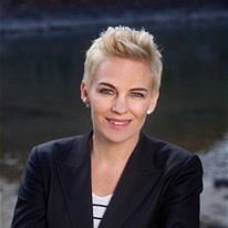  Nadine Borter 